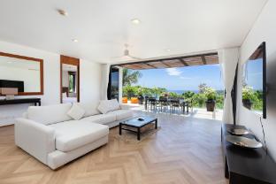Seaview 2BR Apartment at The Heights C3