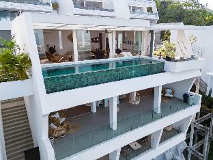 Seaview 4 BR Luxury Villa with Private Pool