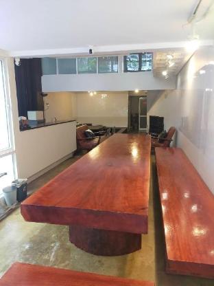 Seven Offitel - whole building