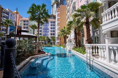 Seven Seas Cote d'Azur Family-friendly one bedroom with Pool& Gym Steps to Beach