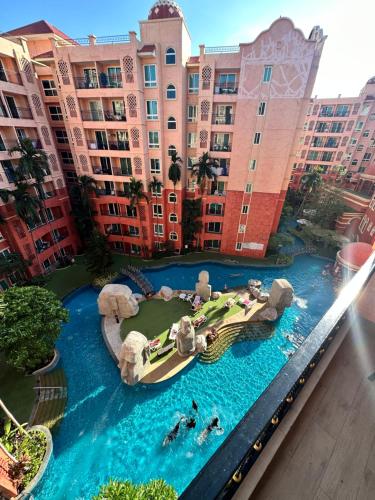 Seven Seas Jomtien 6 floor pool view
