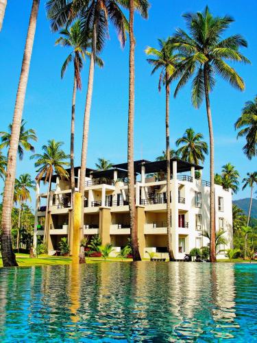 Siam Royal View Resort Apartments