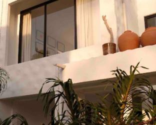 Sichon Beach Front Home | SEA THROUGH