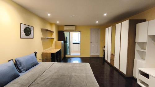 Silom room 1bedroom with 2 Kings bed for 4 persons