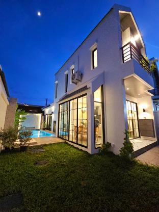 Sira&#039;s Harmony Pool Villa