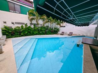 Siraburi boutique pool villa @Chiangmai old town