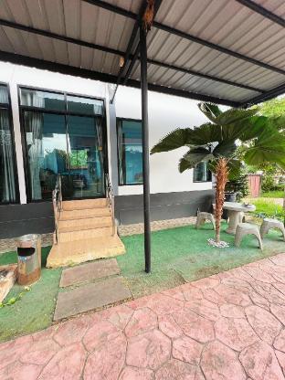 Sirikharin Homestay