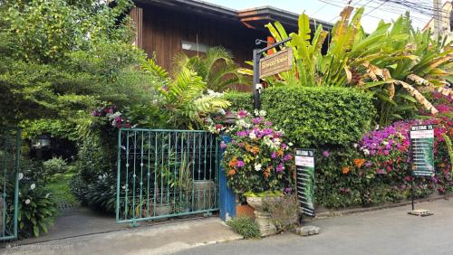 Siriwan Hostel