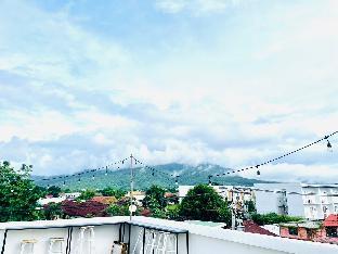 Sky View Home & Hostel 5 Bedroom