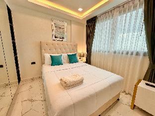 SKY36 One Bedroom in Arcadia Millennium Tower