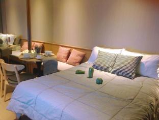 SkyPool luxury Condo in Bangkok CBD/BTS E5/EM zone