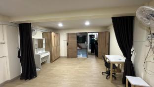 Spacious 1 Bedroom with full kitchen in Thonglor