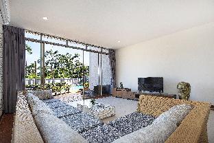 Spacious 2-Story Pool Access Villa Argent 7 w/ 3BR