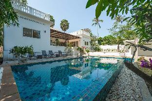 Spacious 5BR Pool Villa Sealavie