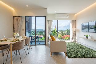 Spacious apartments with panoramic view in Laguna