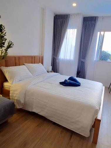 Sport villa Hua Hin - Room 225, Studio room with pool view and Kitchenette