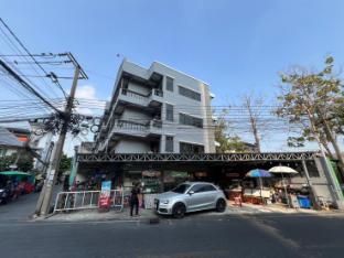 SRINN House, Bangkok