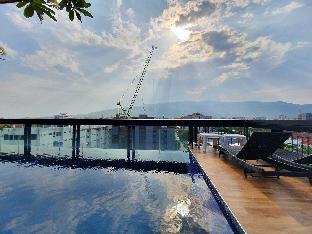 Stay Nimmanhemin Center with Rooftop Pool