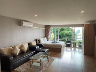 Studio at Bayshore in central Patong G24