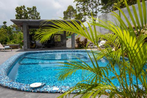 Stunning Pool Villa with Sunset Sea Views