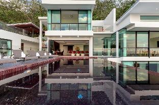 Stunning seaview pool villa near the beach