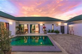 *Stylish 3BR Hideaway –Pool &amp; Beach Vibes V189