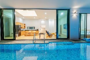 Sukchai Pool Villa Hua Hin: central Sea View House