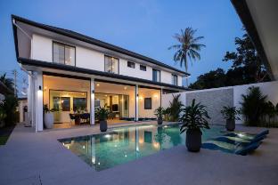 Sumptuous 4 bedroom pool villa at rawai beach