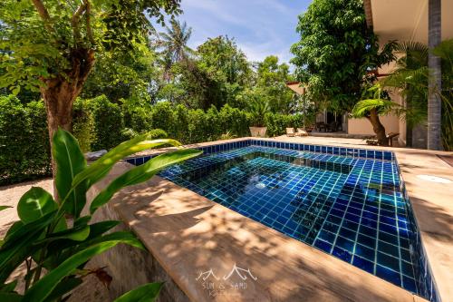 Sun &amp; Sand Bungalows