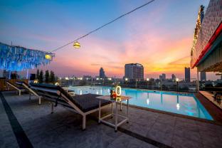 Sunday JA Plus Hotel