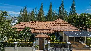 Sunny pool villa Rawai, close to amenities #v87