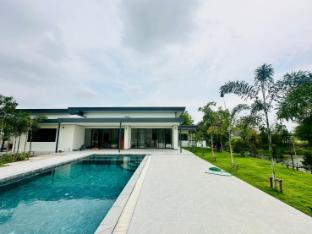 Sunset Pool Villa