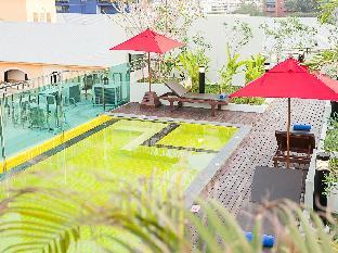 Sunshine Hip Hotel