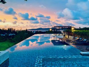 Surin beach studio with pool and gym- 214