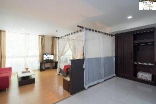 SWEET STUDIO DELUXE, good location, ROOFTOP pool