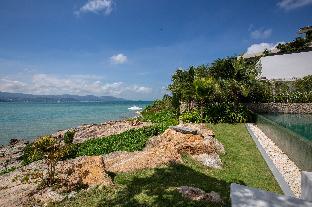 Syrah Beachfront Villa in Koh Samui