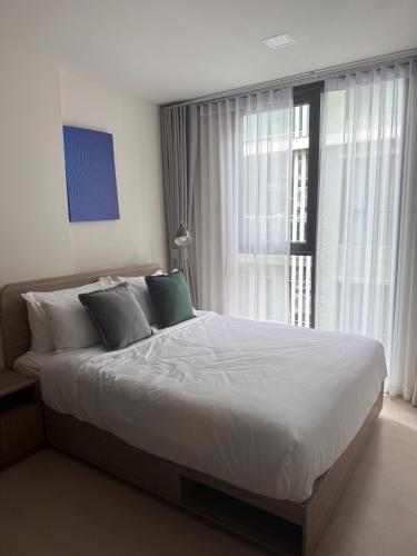 THE BASE Rise Resort Style 1 & 2 Bedrooms