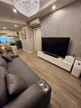 The BluX Bangsaen Condo: Special Large Room Size 50 sq.m.