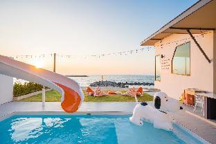 The Celes Pool villa (Beach front)