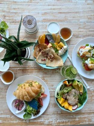 The CHU cafe/guesthouse