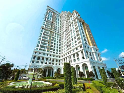 The Empire Chic Residence Jomtien &amp; Yahaha