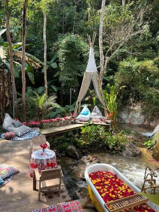the garret at mae kampong