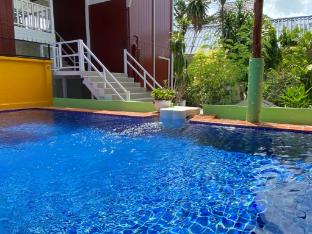 The Golden Beach Resort Naiyang