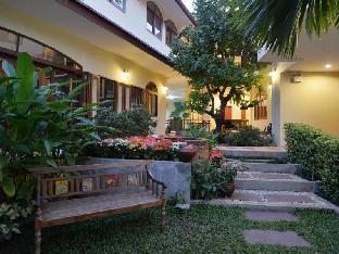The Golden Wells Residence