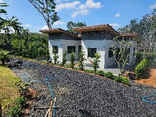 The Hill Resort Thalang 002