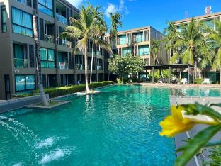 The Jay Pixels Phuket Beachfront