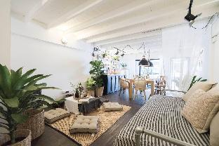 The Ombra Small House No.2/ Natural White Design