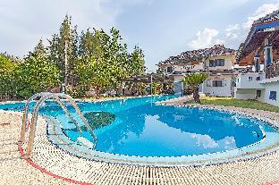 The Outback Villa 4BR Sleeps 12 w/Pool &amp; Garden