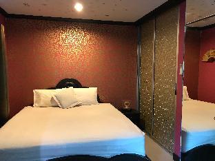 The Riverpark condo A soi phahonyothin 70