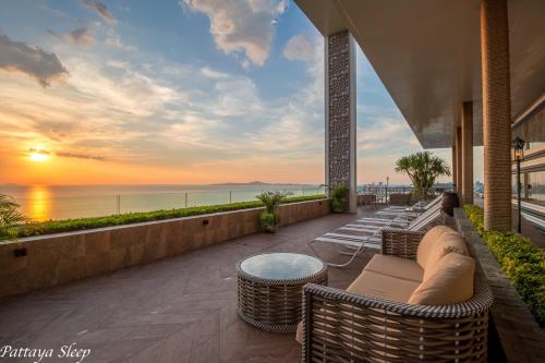 The Riviera Jomtien Sea View